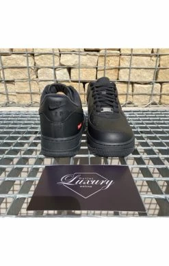 Tenisky Air Force 1 X Supreme -MIKINY Prodejní prodejna air force 1 x supreme 1 3