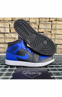 Air Jordan 1 Mid Hyper Royal Tumbled Leather -MIKINY Prodejní prodejna air jordan 1 mid hyper royal tumbled leather 2