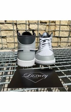 Air Jordan 1 Mid Light Smoke Grey Anthracite 11 Air Jordan 1 Mid Light Smoke Grey Anthracite -MIKINY Prodejní prodejna air jordan 1 mid light smoke grey anthracite 3