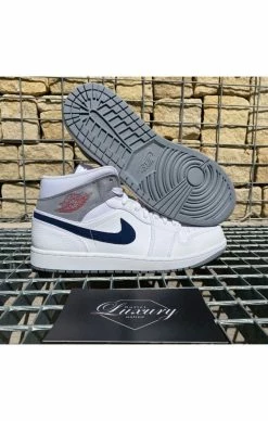 Air Jordan 1 Mid Paris White 9 Air Jordan 1 Mid Paris White -MIKINY Prodejní prodejna air jordan 1 mid paris white 2