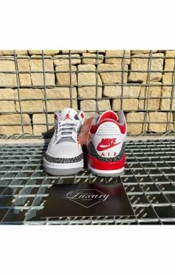 Air Jordan 3 Fire Red 2022 -MIKINY Prodejní prodejna air jordan 3 fire red 2022 12