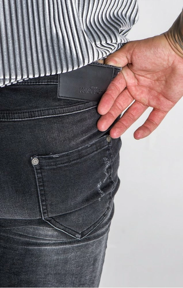 Gianni Kavanagh Černé Pánské Jeany 4 Gianni Kavanagh Černé Pánské Jeany – Bild 4