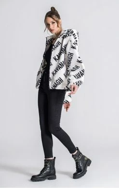 Gianni Kavanagh Dámská Bílá Bunda Queens Sherpa 6 Gianni Kavanagh Dámská Bílá Bunda Queens Sherpa -MIKINY Prodejní prodejna gianni kavanagh damska bila bunda queens sherpa 2