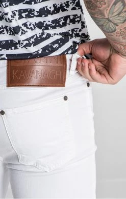 Gianni Kavanagh Pánské Bílé Jeany Disturbia -MIKINY Prodejní prodejna gianni kavanagh panske bile jeany disturbia 4