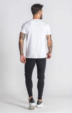 Gianni Kavanagh White Core Medal Tee -MIKINY Prodejní prodejna gianni kavanagh white core medal tee 3