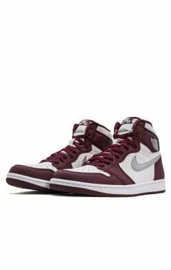 Nike Air Jordan 1 Bordeaux US8.5 13 Nike Air Jordan 1 Bordeaux US8.5 -MIKINY Prodejní prodejna nike air jordan 1 bordeaux 10
