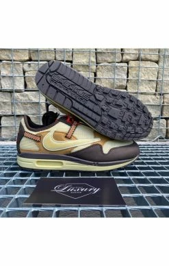 Nike Air Max 1 X Travis Scott Baroque Brown US11 -MIKINY Prodejní prodejna nike air max 1 x travis scott baroque brown 3