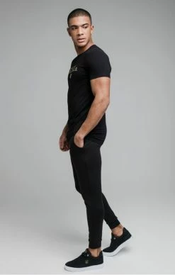 Sik Silk Černé Pánské Triko 8 Sik Silk Černé Pánské Triko -MIKINY Prodejní prodejna sik silk division straight hem gym tee black gold 2