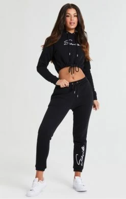 Sik Silk Essential Cropped Hood Black -MIKINY Prodejní prodejna sik silk essential cropped hood black 3