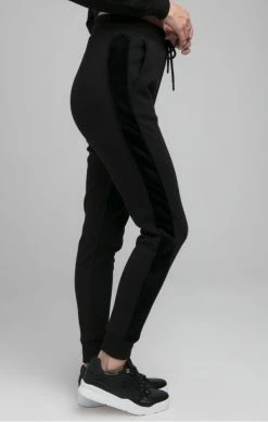 Sik Silk Dámské Černé Tepláky -MIKINY Prodejní prodejna sik silk opulent track pants black 4