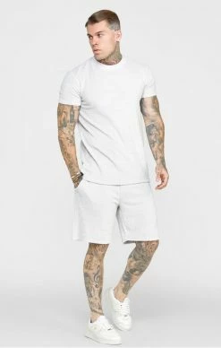 Sik Silk Pánské Šedé Tričko Repeat Logo Towelling T-Shirt -MIKINY Prodejní prodejna sik silk panske sede tricko repeat logo towelling t shirt 2