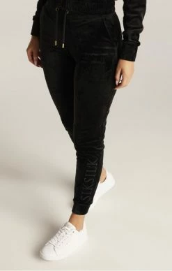 Sik Silk Černé Dámské Tepláky Velour -MIKINY Prodejní prodejna sik silk velour embroidered joggers black 1