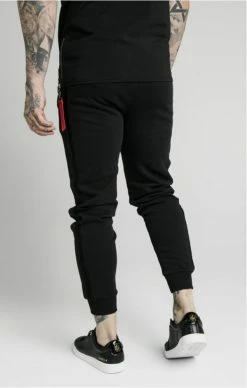 Sik Silk Černé Tepláky Pro Muže 6 Sik Silk Černé Tepláky Pro Muže -MIKINY Prodejní prodejna siksilk fitted suede flock cuff pants 2